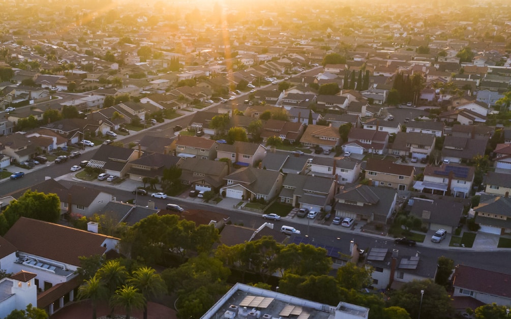 2025 Housing Market Forecast Web Image